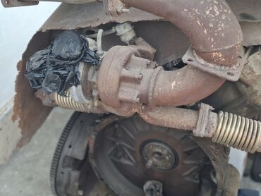 гидравлический домкраты: Ямз 236 снят с т150 все детали имеются опаратура 2шт в хорошем