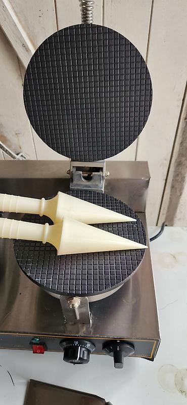 Вафельницы: Двойная вафельница для рожков (Cone Baker 2-Plate). продается электро — 9