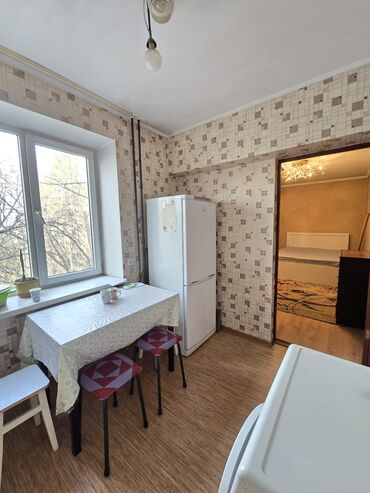 Долгосрочная аренда квартир: 2 комнаты, Риэлтор, Без подселения, С мебелью полностью — 6