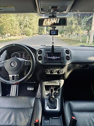 мотор шаран: Volkswagen Tiguan: 2016 г., 2 л, Автомат, Бензин, Кроссовер — 5