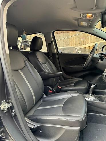 Chevrolet: Chevrolet Spark: 2019 г., 1 л, Автомат, Бензин, Хэтчбэк — 44