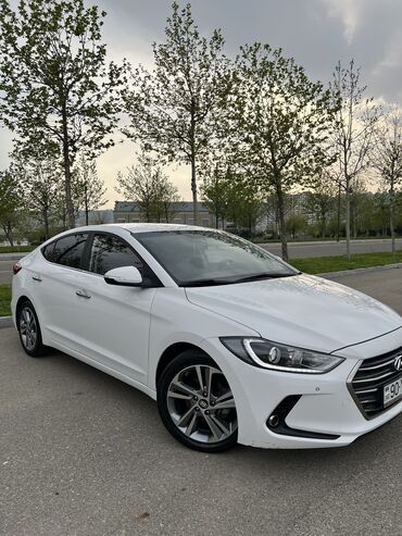 Hyundai: Hyundai Avante: 1.6 l | 2016 il Sedan — 10