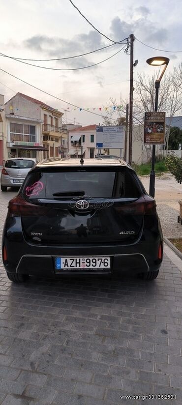 Οχήματα: Toyota Auris: 1.4 l. | 2013 έ. Χάτσμπακ