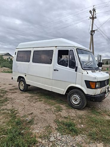 на сапок: Mercedes-Benz T1: 1983 г., 2.9 л, Механика, Дизель, Бус — 4