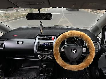 Haima: Honda Fit: 2002 г., 1.3 л, Автомат, Бензин, Хетчбек — 10