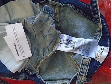 Topovi: Atraktivan Guess original nov korset od teksasa sa biserima, M — 9