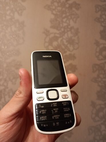 30 manata telfon: Nokia 2760 Flip, < 2 GB Memory Capacity, rəng - Ağ, Düyməli