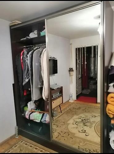 Dolablar: Güzgülü sürgülü qapılı qarderob - 3 panelli sürgülü qapı sistemi — 1
