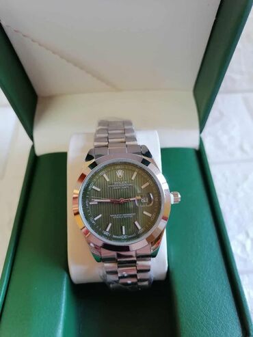 Ručni satovi: Cena:2900din (Samo sat) 
3300din (Sat sa kutijom) — 8