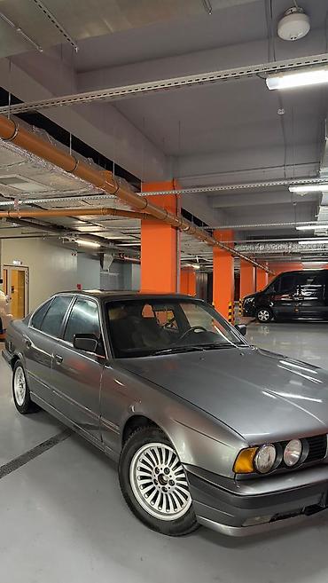 kirgiz auto: BMW 525: 1990 г., 2.5 л, Механика, Бензин, Седан — 1