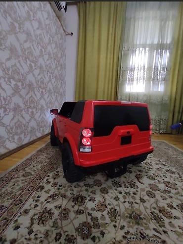 uşaqlar üçün maşınlar: Uşaqlar üçün Land Rover masnı pultu zaretqası hamsı var çox az ișlenib — 2