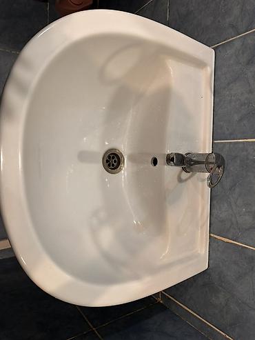 aşbaz forması: Vanna otağı üçün paltaryuyan tipli dayaqlı lavabo dəsti - Material — 1