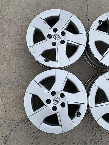 приус диск: Литые Диски R 15 Toyota, Комплект, отверстий - 5, Б/у — 2