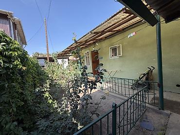 продаю с: 4 комнаты, 430 м², 4 соток, Бишкек, Пишпек Собственник — 4