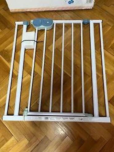 Ostali dečiji nameštaj: Sigurnosna barijera za decu/petite – Safety 1st (metална) - Tip — 16