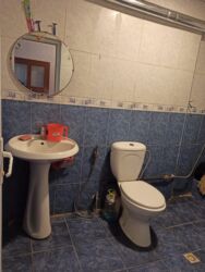 Uzunmüddətli kirayə evlər: 80 kv. m, 2 otaqlı, Kombi, Qaz, İşıq — 2