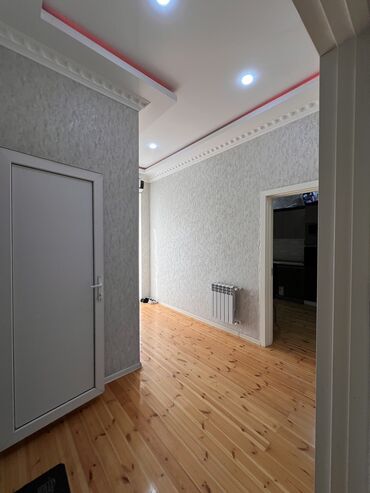 Həyət evləri və villaların satışı: 3 otaqlı, 200 kv. m, Yeni təmirli — 4