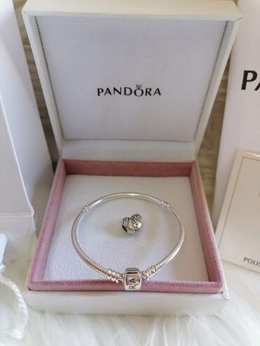 Narukvice: Pandora narukvica u originalnom pakovanju + gratis 1 privezak — 30