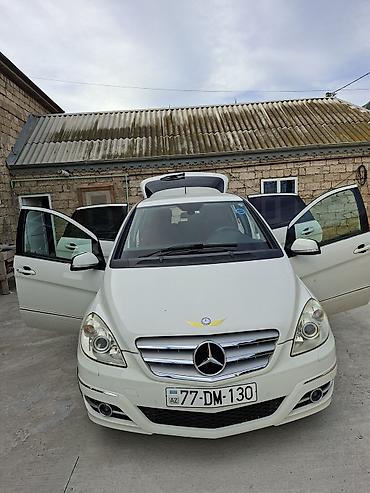 kia rio qapi: Mercedes-Benz B 170: 1.7 l | 2008 il Sedan — 1
