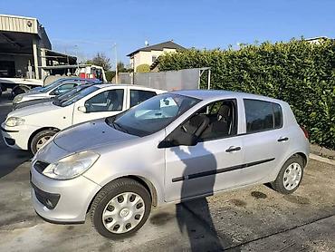 mini kauc: RENAULT CLIO 2007. GOD. - KOMPLETAN AUTO U DELOVIMA | Renault Clio — 2