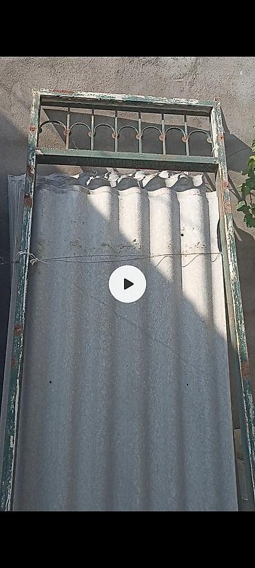 darvaza qapilar: Dəmir ev qapsı 1m 2i 30A darvaza 3 eni 2i 50 hündürü alan darvazanı — 3