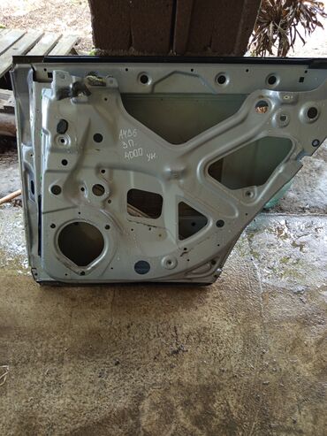 Двери и комплектующие: Дверь Комплект Audi, Б/у, Оригинал at lalafo.kg — 4 Двери и комплектующие: Дверь Комплект Audi, Б/у, Оригинал — 4