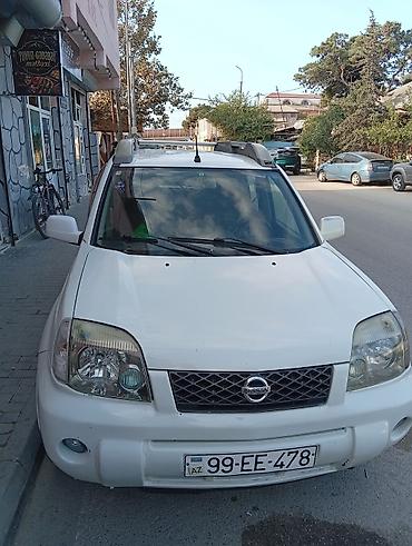audi a8: Nissan X-Trail, ağ rəng, benzinli SUV. Xüsusiyyətlər: - Korös: 5 — 2
