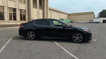 range over: Toyota Camry: 2018 г., 2.5 л, Автомат, Бензин, Седан — 4