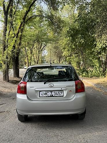 corola: Toyota Corolla: 2002 г., 1.6 л, Механика, Бензин, Хэтчбэк — 5