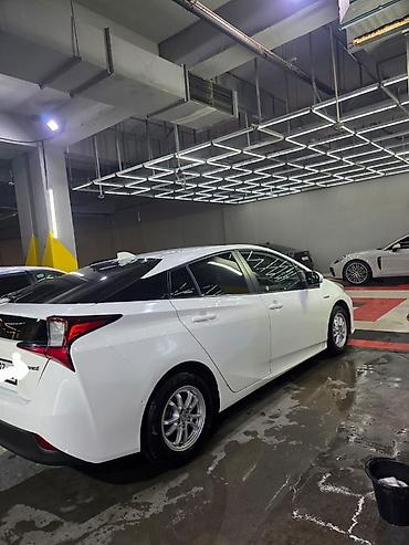 lexus lx 470 2002: Toyota Prius: 2021 г., 1.8 л, Автомат, Гибрид, Лифтбек — 4