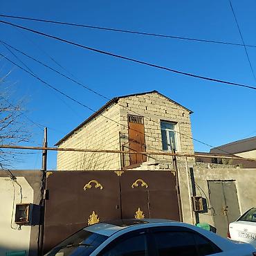 Həyət evi alıram: 2 mərtəbəli həyət evi - Daş divarlı tikili, metal dam örtüyü - - — 1