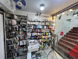 moyka arendaya verilir 2023: Azadliq metrosunun cixişi telefon aksesuarina aid her bir şey var