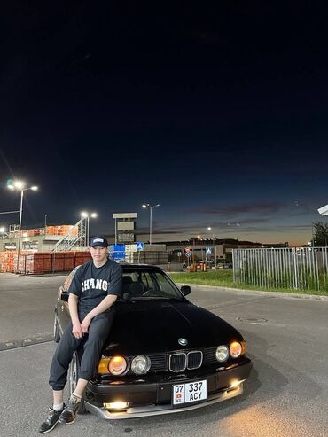 накладка на порог: BMW 5 series: 1992 г., Седан