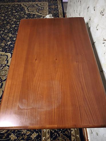 Журнальные столы: Продам стол из массива дерева,добротный,тяжёлый и устойчивый. Толстая — 5