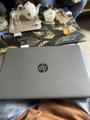 xarici hard disk: HP noutbuk - Prosessor: AMD Ryzen 3 3250U (2.60 GHz), inteqrə olunmuş