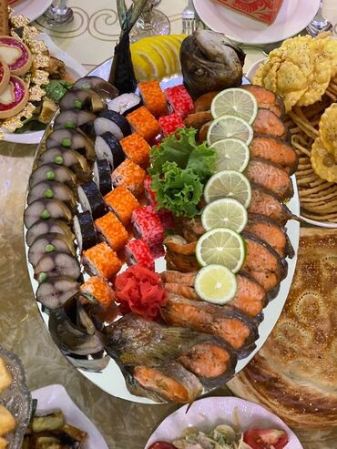 Готовые блюда, кулинария: Ассортимент салатов 1) Хрустящие баклажаны - Запечённые/обжаренные — 10