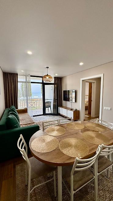 первое: Аренда квартиры на Иссык-Куле, Chaika Resort, Сары-Ой, 4 места, Цена Целиком за жилье — 2