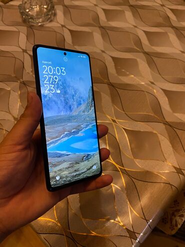 Xiaomi: Xiaomi 11T, 128 GB, rəng - Qara, 
 Düyməli, Barmaq izi, İki sim kartlı