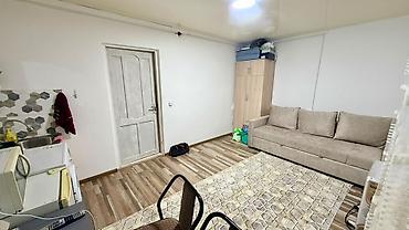 105 с: 1 комната, 15 м², ул. Баялинова / Орозбекова 2 этаж, Косметический ремонт — 3