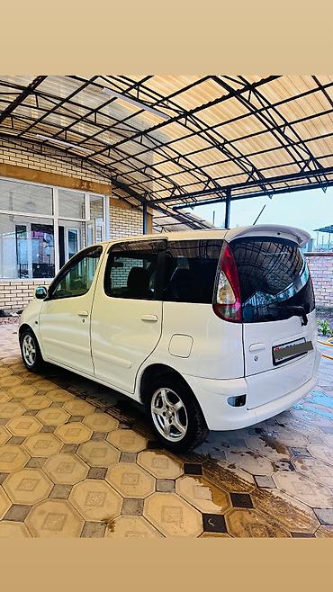 Toyota: Toyota Funcargo: 2003 г., 1.3 л, Автомат, Газ, Хэтчбэк — 3