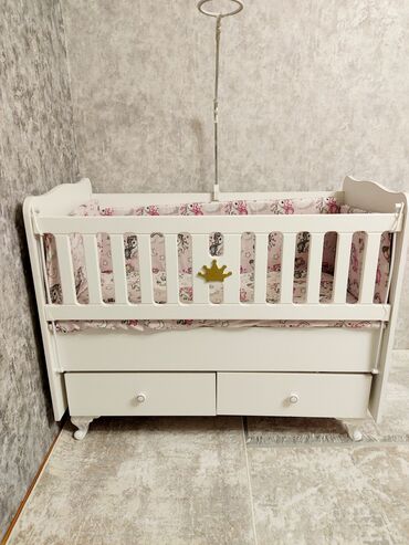 Ütüləmə lövhələri: Oğlan və qız üçün, Yeni, Dördbucaq, Beşik, Dəst ilə, Matras ilə, Yellənmə mexanizm ilə