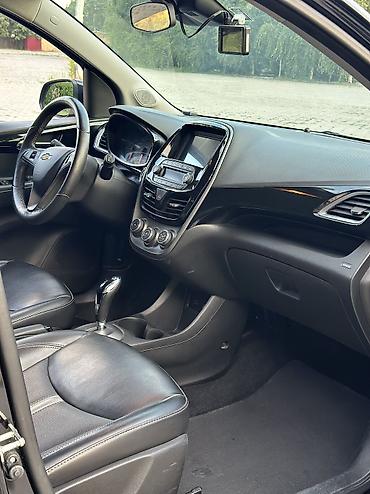 спотер: Chevrolet Spark: 2018 г., 1 л, Вариатор, Бензин, Хэтчбэк — 8