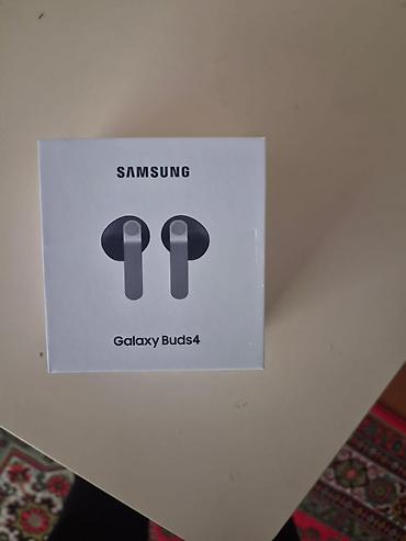 kompüter barter: Samsung Galaxy Buds4 simsiz qulaqlıq Xüsusiyyətlər: - Aktiv səs-küyün — 1