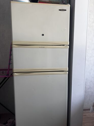 встроенная бытовая техника для кухни: Стиральная машина Indesit, Автомат