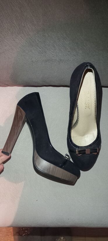 женская обувь 40 размер: Туфли ABC, 40, цвет - Черный