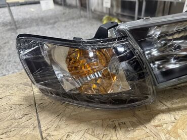 фары тлк 100: Фара головного света в сборе с указателем поворота для автомобиля