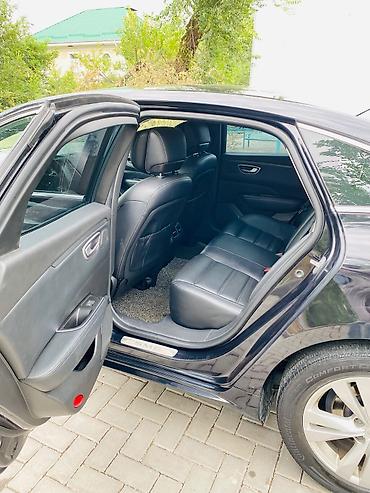 Renault Samsung: Renault SM6: 2019 г., 2 л, Вариатор, Газ, Седан — 6