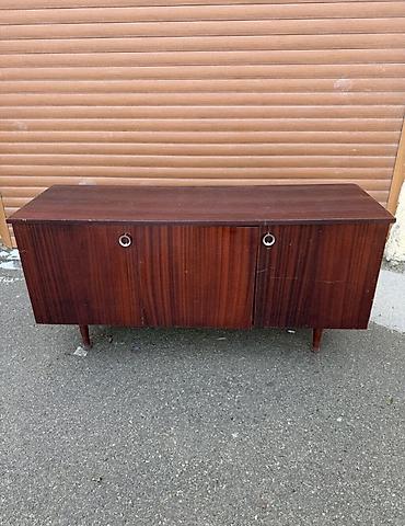 dolap ofis: Retro üslubda taxta bufet/komod - Material: ağac karkas, qapılar — 1