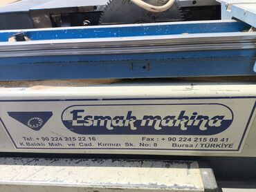 dikt taxta: Esmak Makina markasına məxsus dairəvi mişar dəzgahı. Taxta və digər