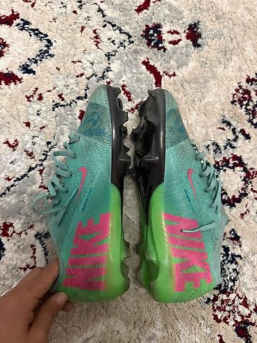 Спорт жана хобби: Футбольные бутсы Nike Mercurial - Модель: Nike Mercurial (линейка для — 2